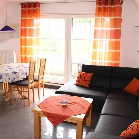 Ads-fewo 12 Gehminuten Bis Zum Ostseestrand Apartamento