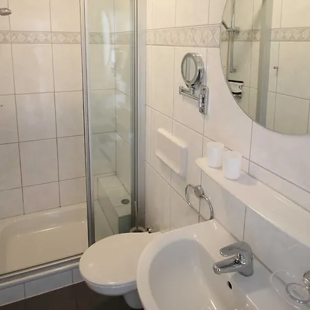 Ads-fewo 12 Gehminuten Bis Zum Ostseestrand Apartment