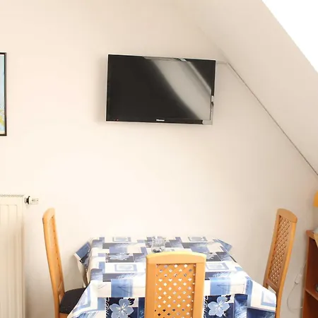 Apartment Ads-fewo 12 Gehminuten Bis Zum Ostseestrand *