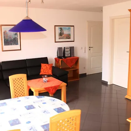 Ads-fewo 12 Gehminuten Bis Zum Ostseestrand