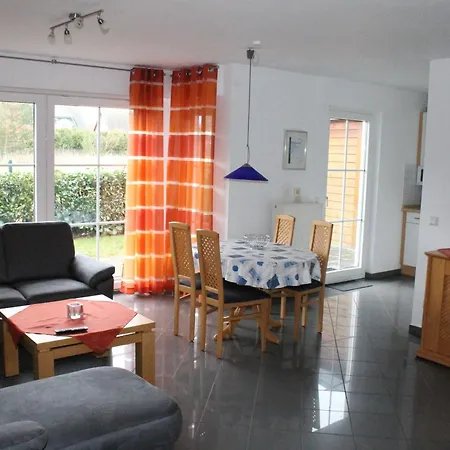 Apartment Ads-fewo 12 Gehminuten Bis Zum Ostseestrand