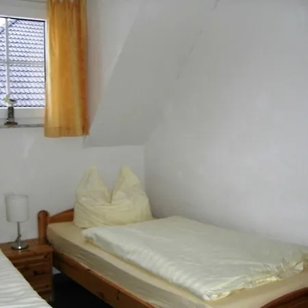 Ads-fewo 12 Gehminuten Bis Zum Ostseestrand